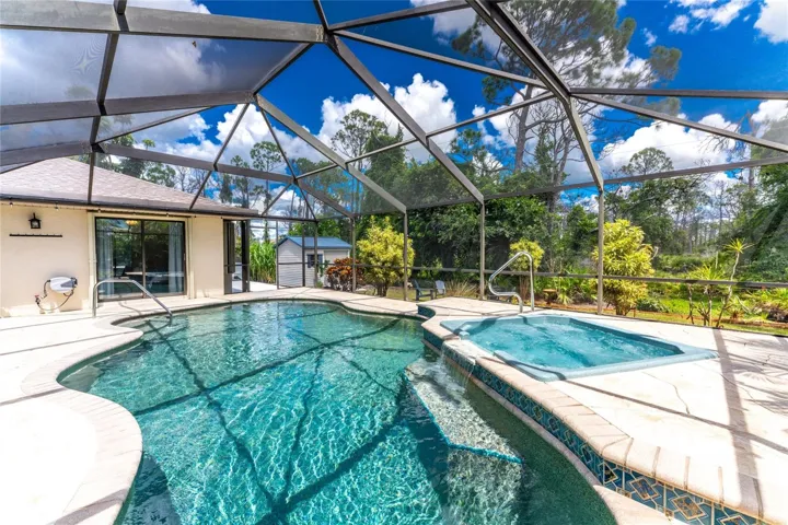 1087 Bay Harbor Dr, Englewood, FL 34224