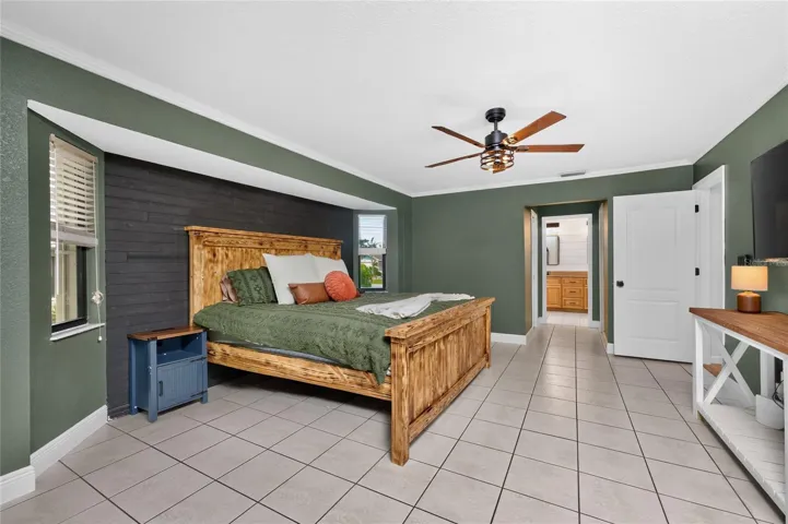 1087 Bay Harbor Dr, Englewood, FL 34224