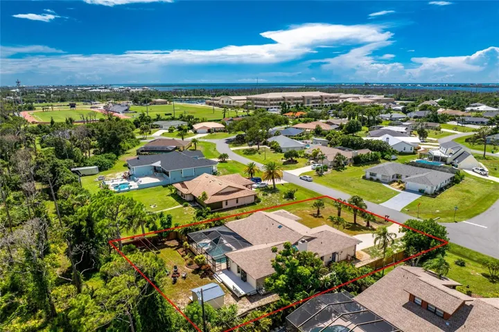 1087 Bay Harbor Dr, Englewood, FL 34224