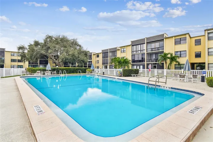 14130 Rosemary Ln #4209, Largo, FL 33774