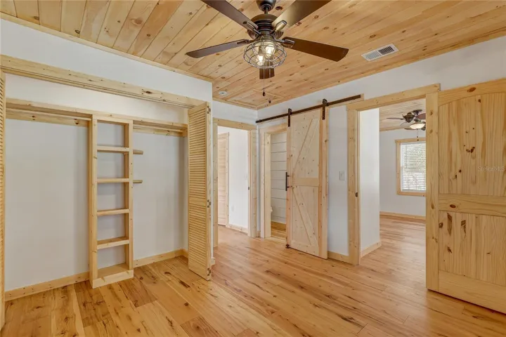 126 W North St, Tampa, FL 33604