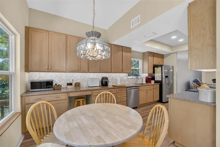 325 Nw 80th Blvd, Gainesville, FL 32607