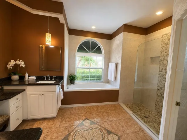 3310 River Woods Dr, Parrish, FL 34219