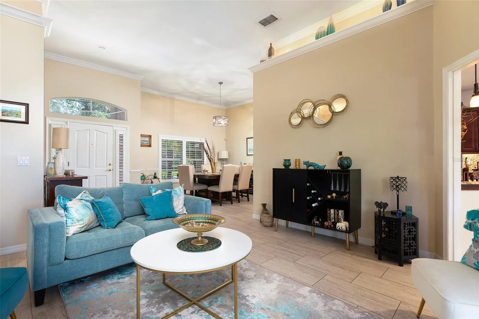 Living Room - 5308 Chiswick