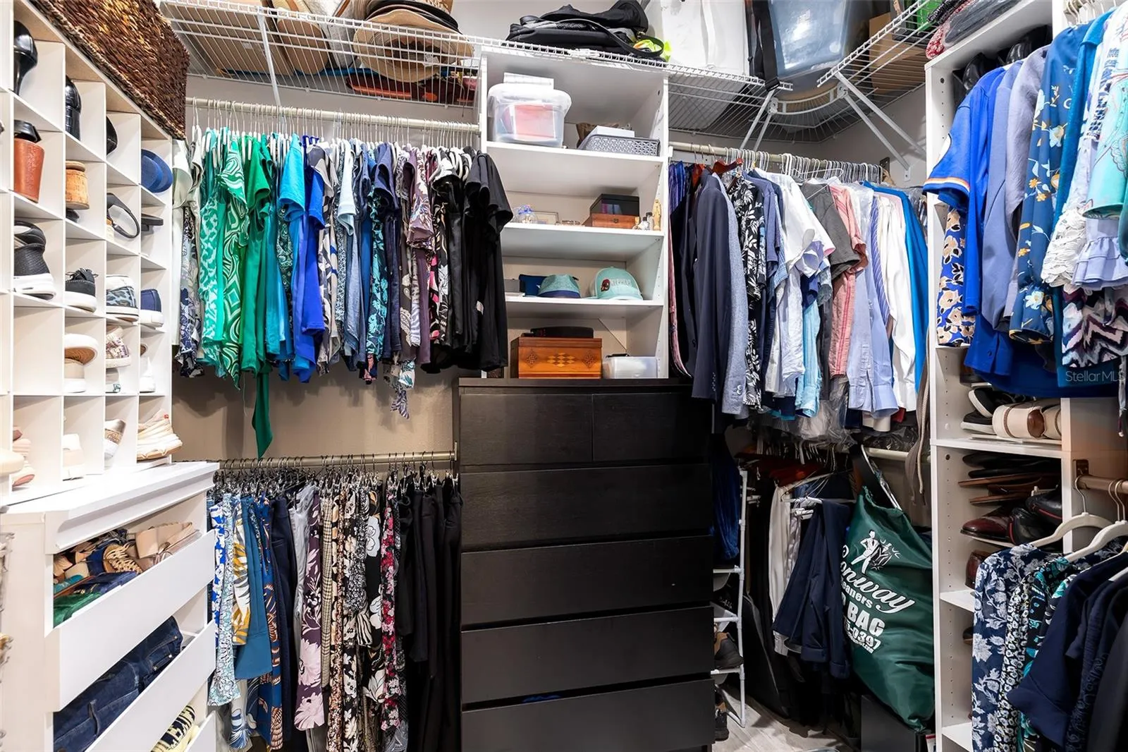Primary Suite - Closet - 5308 Chiswick