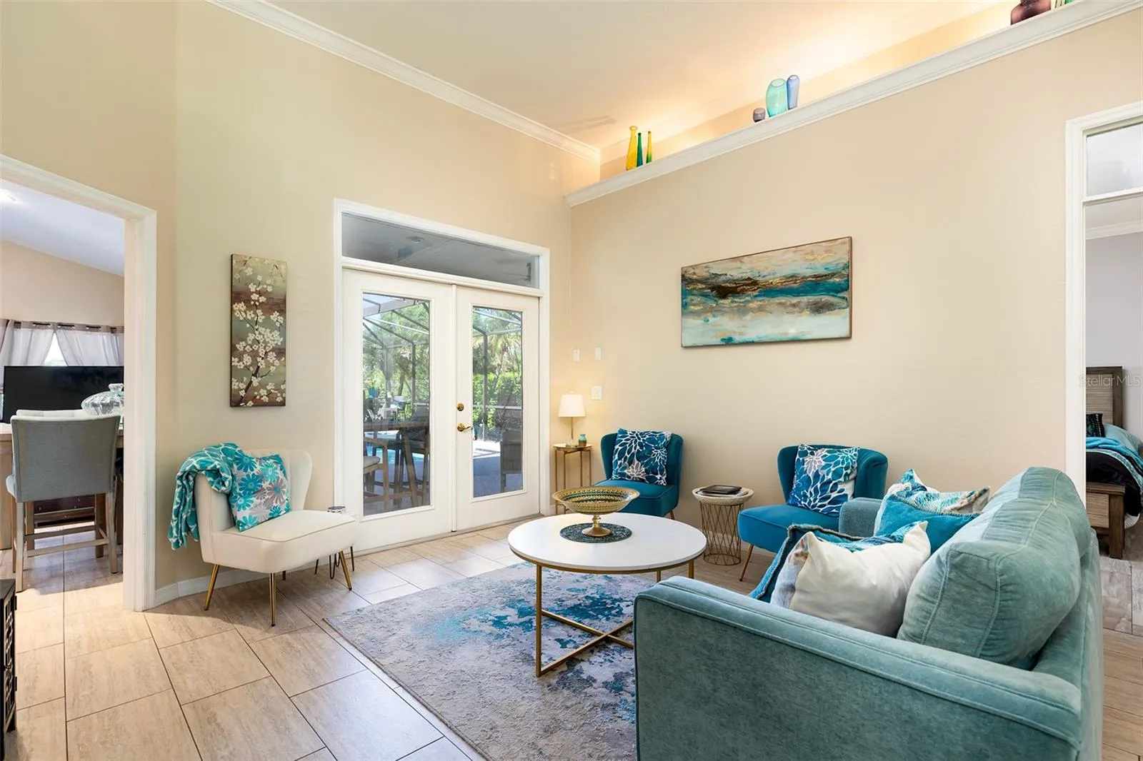 Living Room - 5308 Chiswick