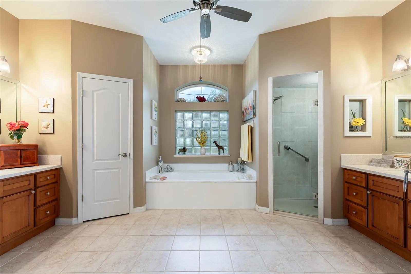 Primary Suite - Bathroom