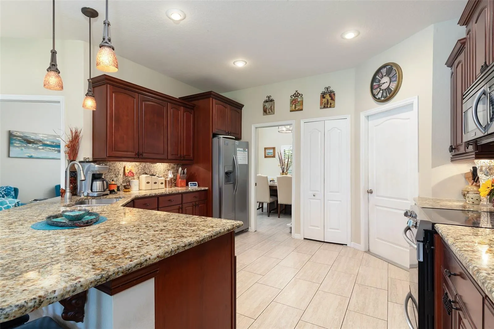 Kitchen - 5308 Chiswick