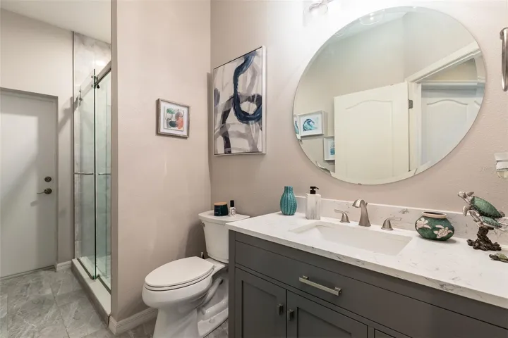 Bathroom 2 - 5308 Chiswick