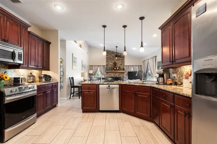 Kitchen - 5308 Chiswick