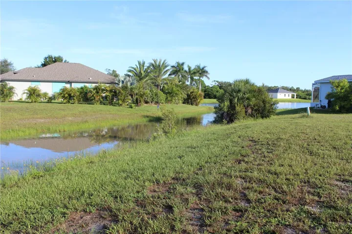 204 Antilla Dr, Rotonda West, FL 33947