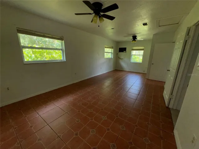325 Chesney Blvd, Frostproof, FL 33843