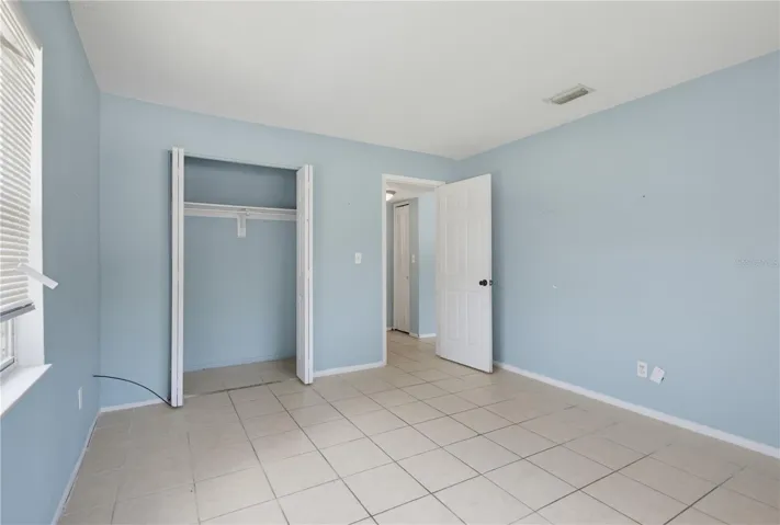 656 Williamsburg Dr, Daytona Beach, FL 32117