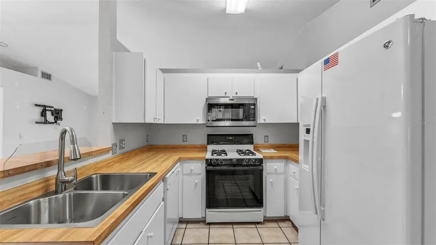 5835 Daughtery Downs Loop, Lakeland, FL 33809