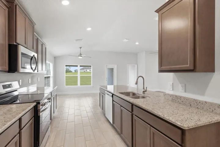 336 W Rexford Dr, Beverly Hills, FL 34465