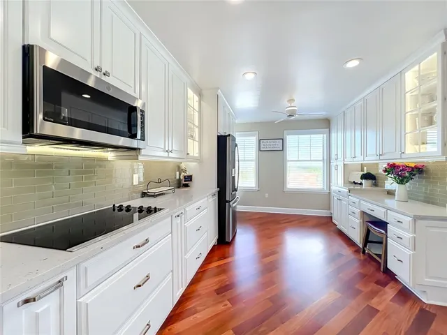 2305 Edgewater Dr #1610, Orlando, FL 32804