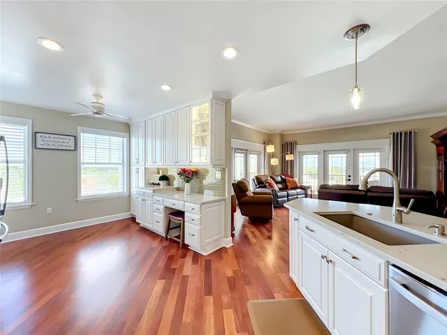 2305 Edgewater Dr #1610, Orlando, FL 32804