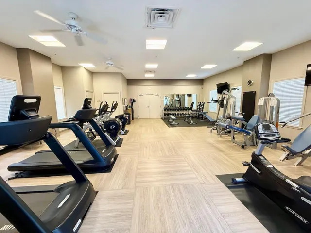 2305 Edgewater Dr #1610, Orlando, FL 32804