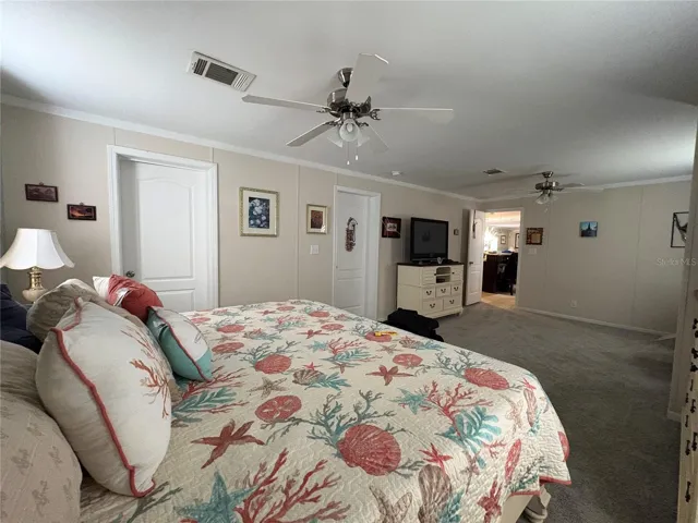 7310 Riverview Dr, Riverview, FL 33578