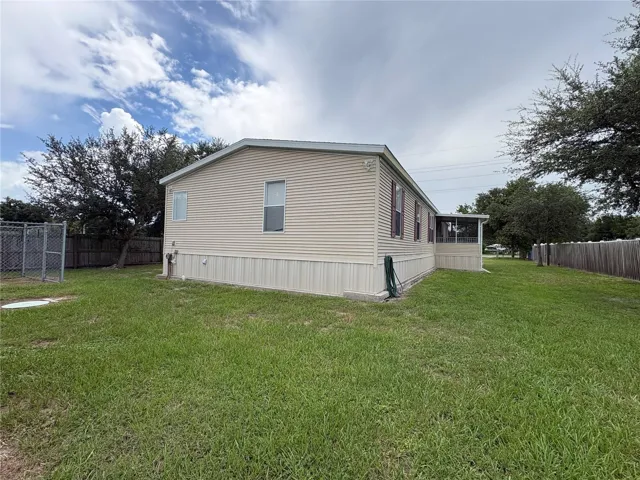 7310 Riverview Dr, Riverview, FL 33578