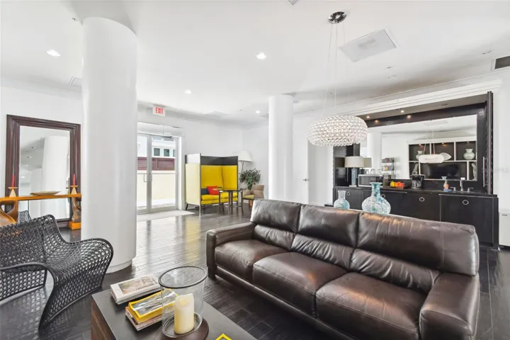 1227 E Madison St #703, Tampa, FL 33602
