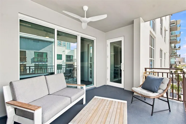 1227 E Madison St #703, Tampa, FL 33602