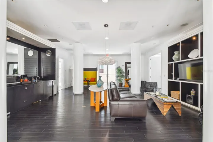 1227 E Madison St #703, Tampa, FL 33602