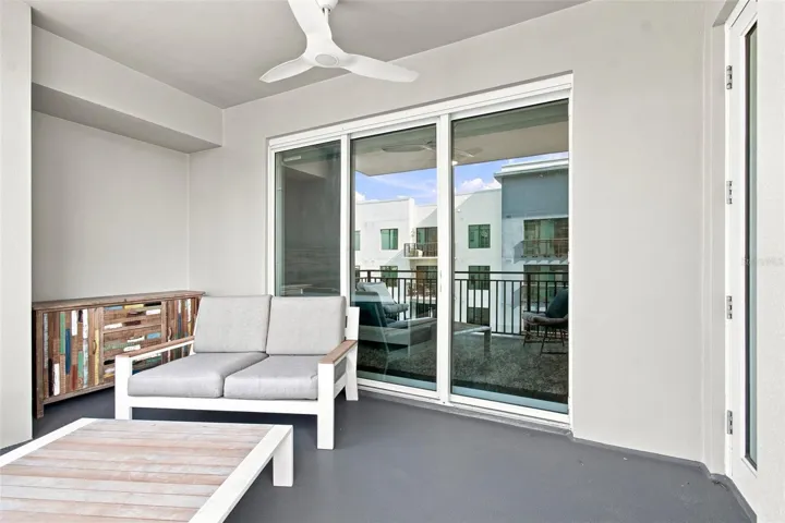 1227 E Madison St #703, Tampa, FL 33602