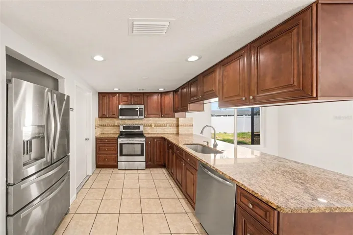 7815 Monarda Dr, Port Richey, FL 34668