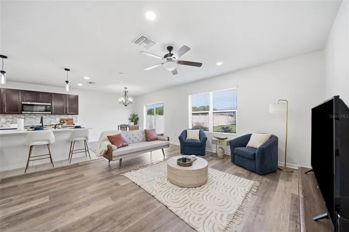 10019 Geese Trail Cir, Sun City Center, FL 33573