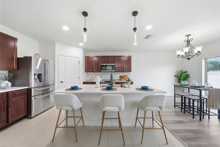 10019 Geese Trail Cir, Sun City Center, FL 33573