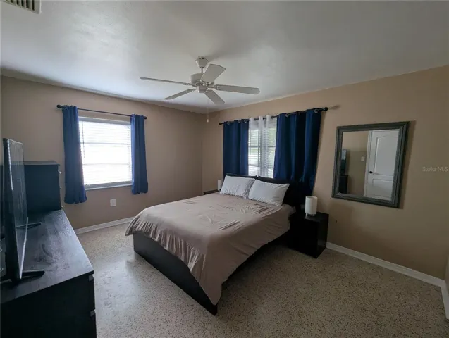 8723 N 27th St, Tampa, FL 33604