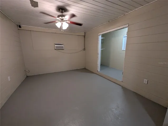 8723 N 27th St, Tampa, FL 33604
