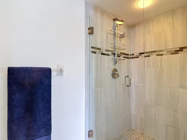 5925 Trailwinds Dr #925, Fort Myers, FL 33907
