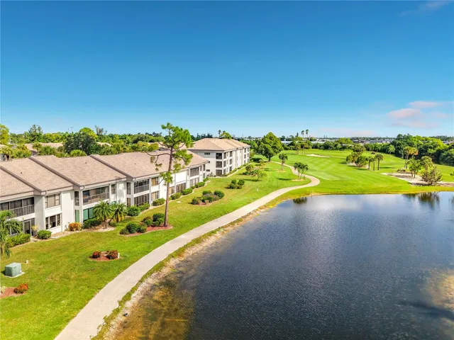 5925 Trailwinds Dr #925, Fort Myers, FL 33907