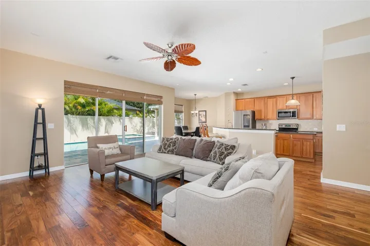 15220 Octavia Ln, Odessa, FL 33556