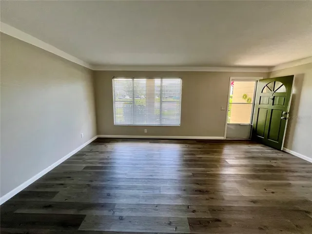 2000 World Parkway Blvd #7, Clearwater, FL 33763
