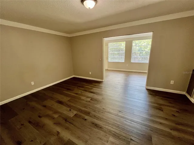 2000 World Parkway Blvd #7, Clearwater, FL 33763