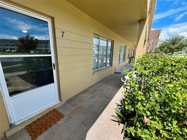 2000 World Parkway Blvd #7, Clearwater, FL 33763