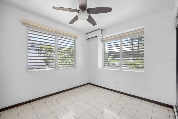 Extension Villa Caparra Calle Florencia C9, Guaynabo, PR 00966