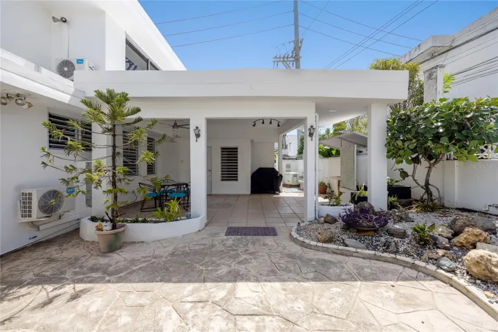 Extension Villa Caparra Calle Florencia C9, Guaynabo, PR 00966