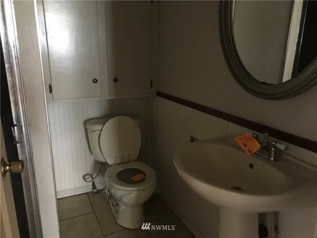 1170