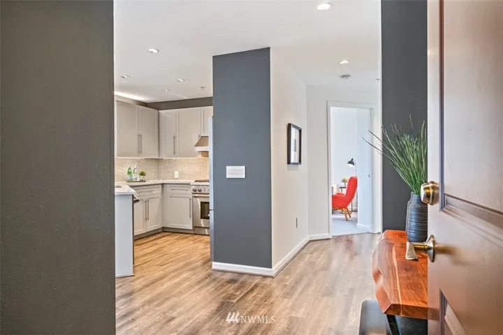 Welcome into the Spectacular Meritage Condo!