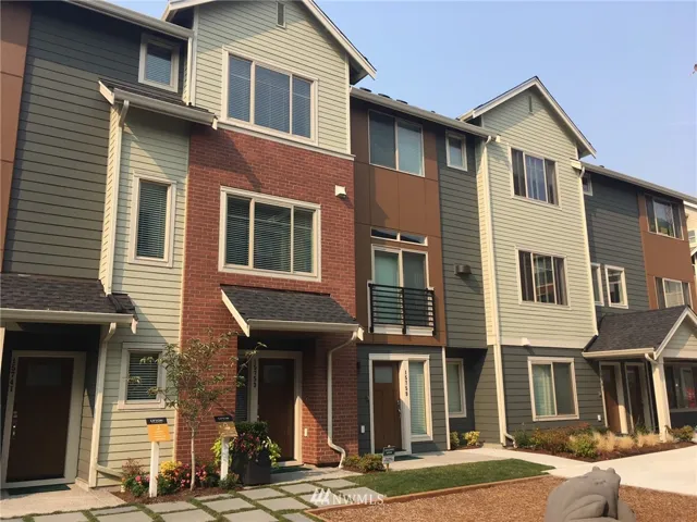 Photo of a similar Building