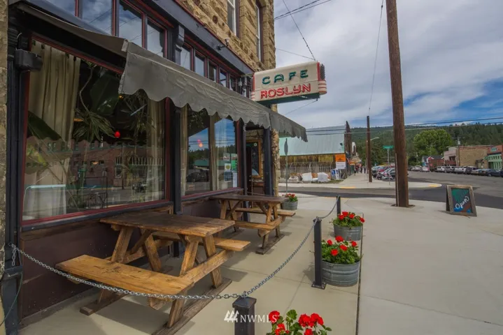 There are outdoor seating areas in the front and the back of the Cafe for the lively summer season. The city of Roslyn has recently completely a major sidewalk renovation project which is beautifully displayed in this photo.