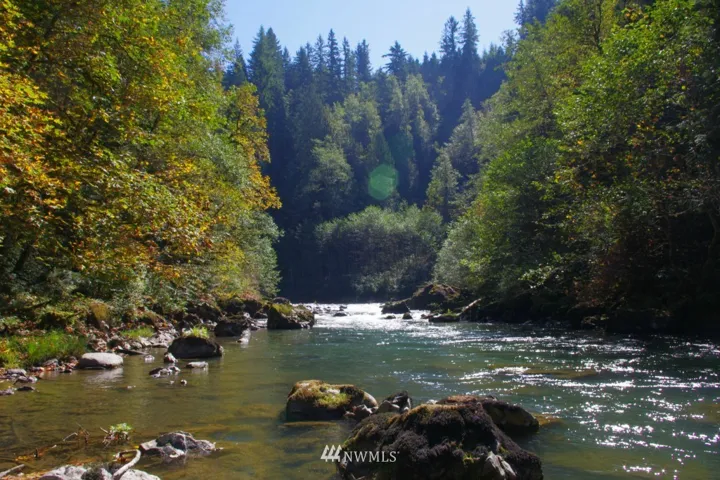 Looking up river from lot 7. The trail and use easements combine to give well over a mile of river frontage! That's approximately 10 times as much as you can see in this one photo!