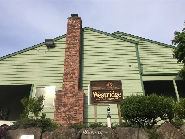 Cabana and secure mail room.