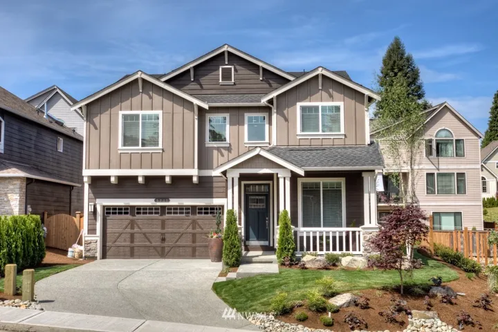 ALL PHOTOS REPRESENTATIVE. MAY DEPICT COST ADDED OR UNAVAILABLE FEATURES.