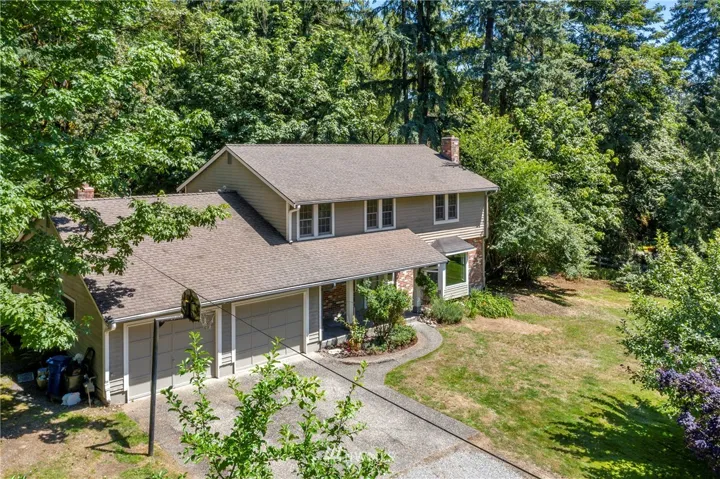 Coveted High Valley neighborhood in premier Issaquah School District!