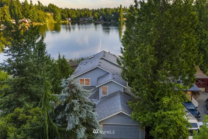 Right on Star Lake, with sweeping views
